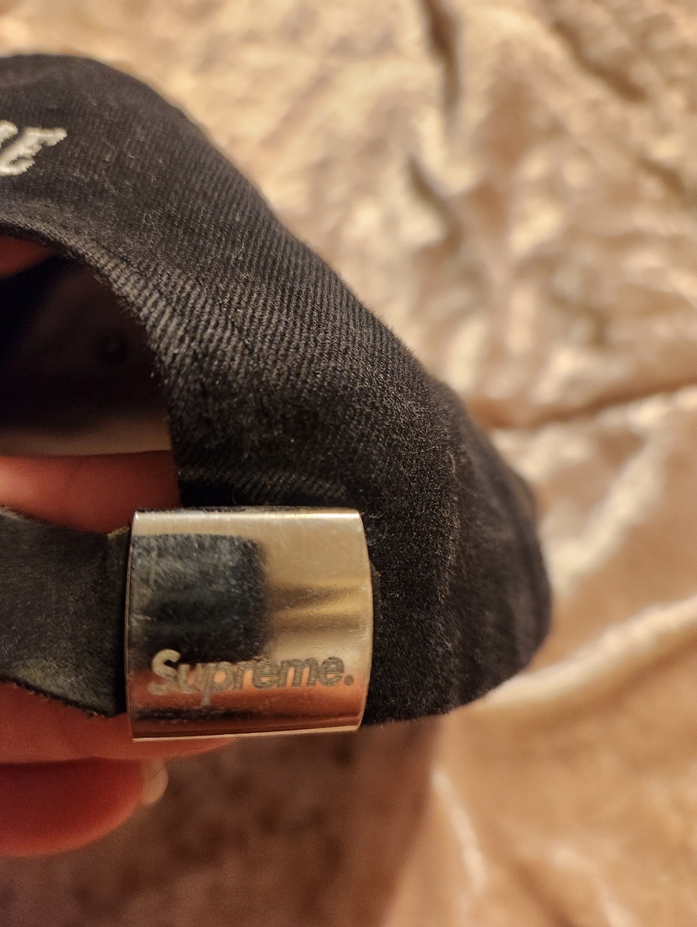 Supreme Hat - Picture 3 of 5